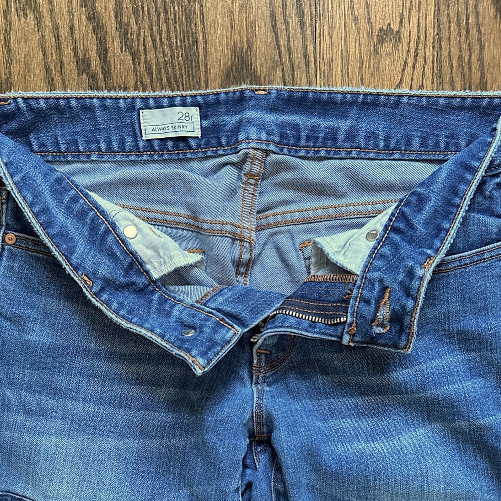 Gap‎ Always Skinny Jeans Size 28R Patchwork Distressed Denim Mid Rise Stretch - Picture 4 of 9
